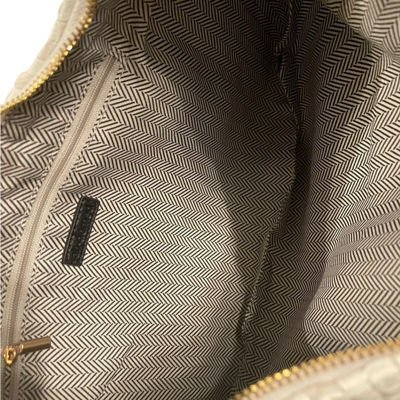 Large White Woven Hobo Bag - Picture 3 of 3